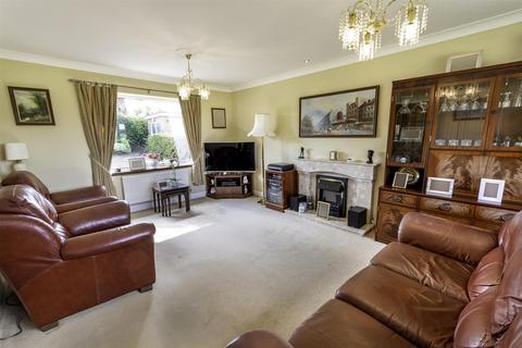 3 bedroom bungalow for sale, Garden Lane, Ravenfield, Rotherham