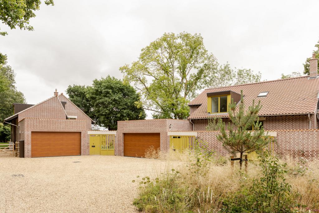 304973   tmh charles moore place (h7) 8.jpg