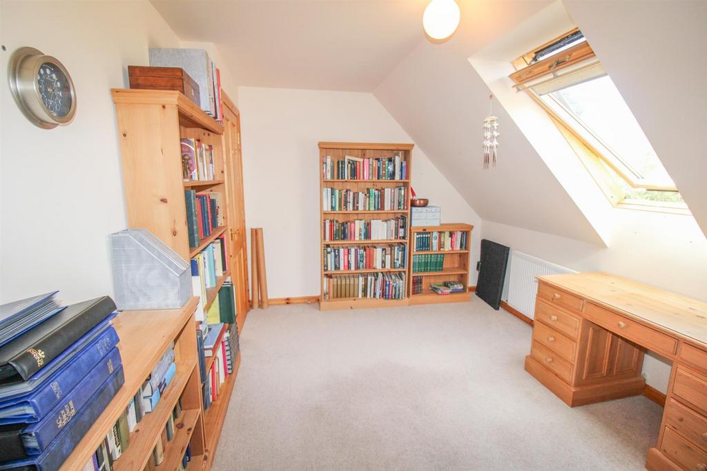 FIRST FLOOR BEDROOM TWO (2).jpg