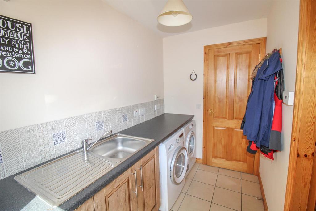 UTILITY ROOM.jpg