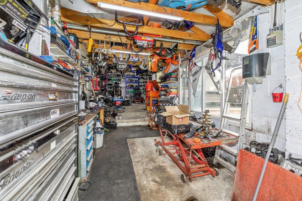 Large Workshop