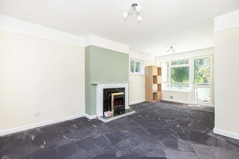 2 bedroom flat for sale, Turbary Park Avenue, Bournemouth, Dorset, BH11 8HH