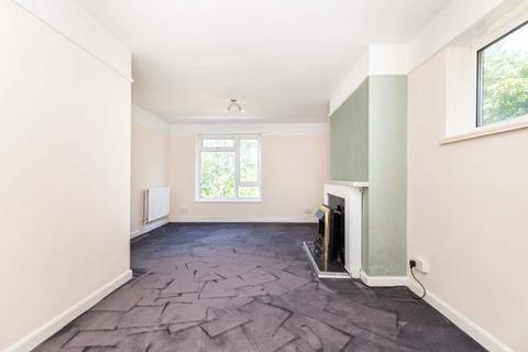 2 bedroom flat for sale, Turbary Park Avenue, Bournemouth, Dorset, BH11 8HH