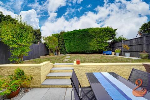 2 bedroom detached bungalow for sale, Sycamore Avenue, Evesham