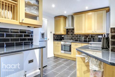 undefined, Mews Court, Shipdham