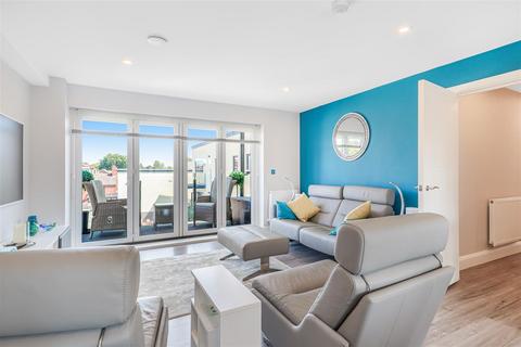 3 bedroom apartment for sale, Warwick Road, Kenilworth
