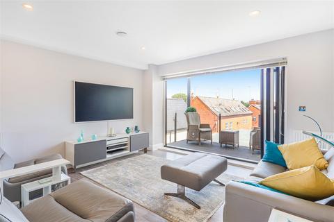 3 bedroom apartment for sale, Warwick Road, Kenilworth