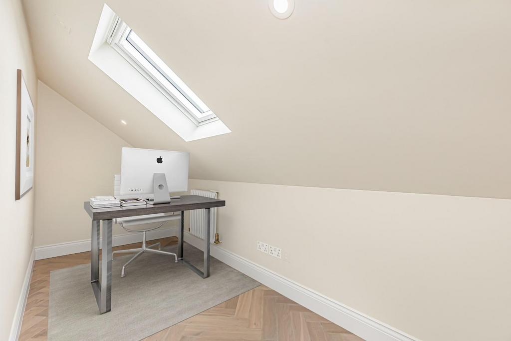 5 Clayton Drive 45.jpg