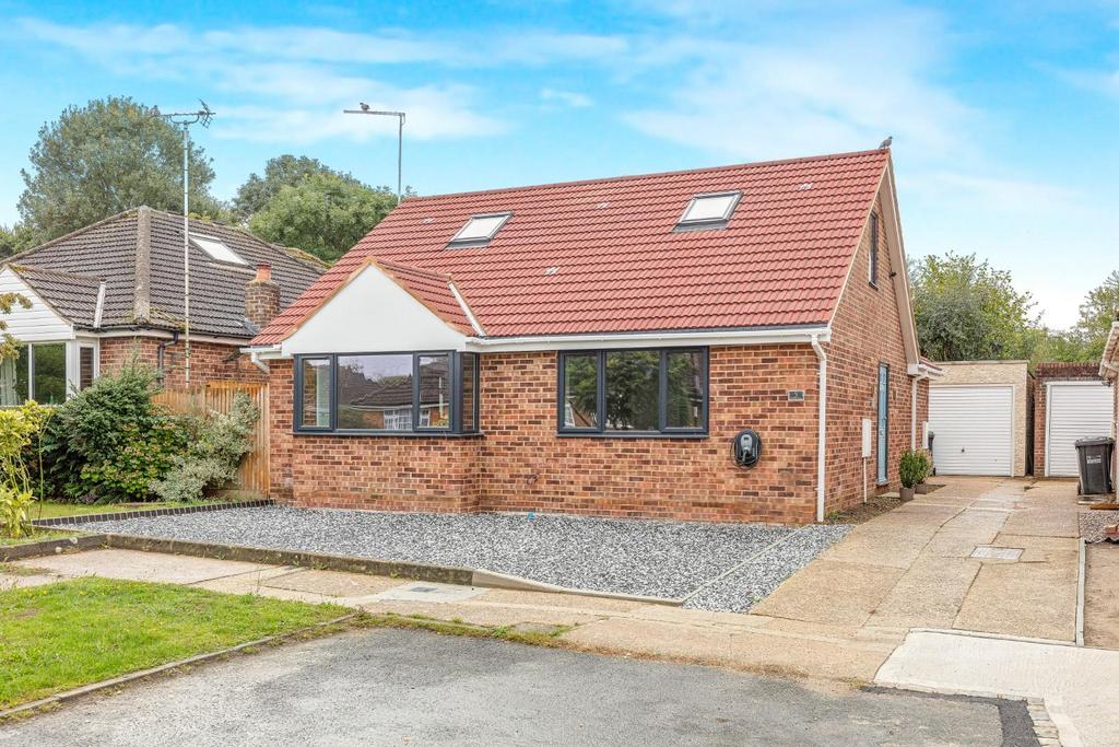 5 Clayton Drive57.JPG