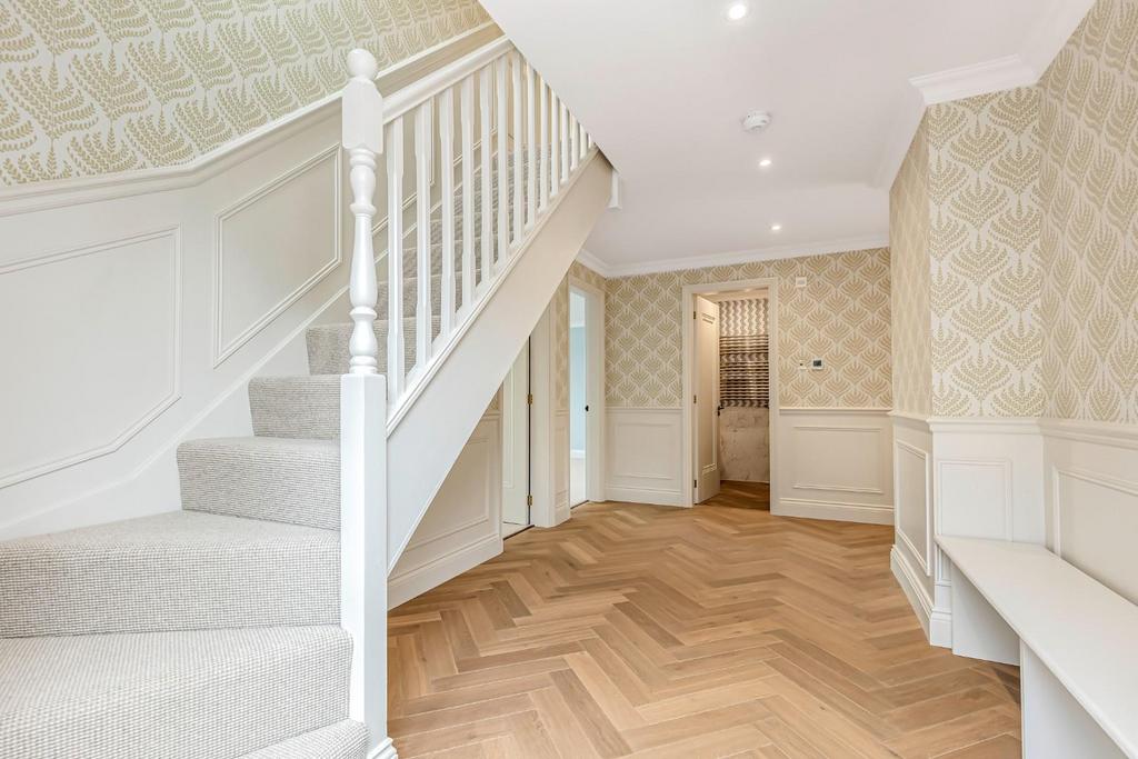 5 Clayton Drive98.JPG