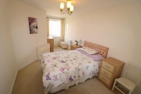 1 bedroom flat for sale, Seafront, Hayling Island