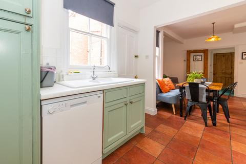 2 bedroom apartment to rent, Church Road, Reading, RG4
