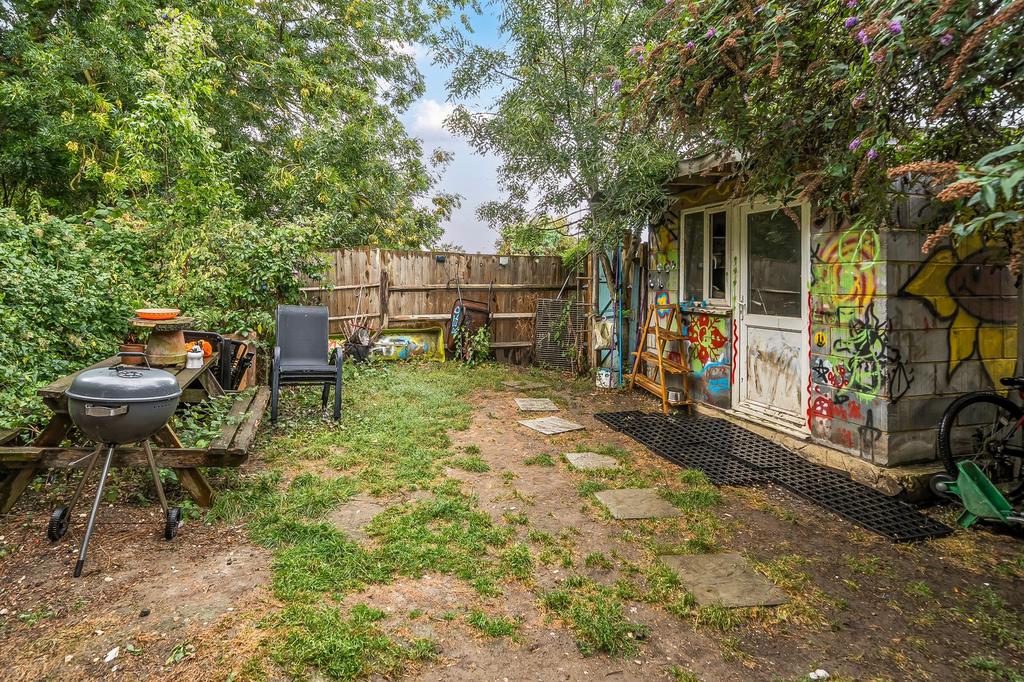Rear Garden (1)