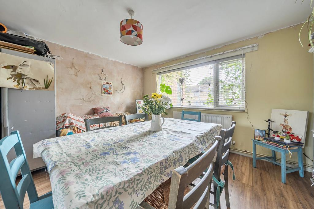 Dining Room (1)