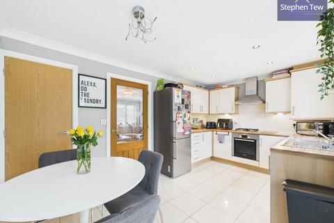 45 Bramley Close, Blackpool, FY4 5FP