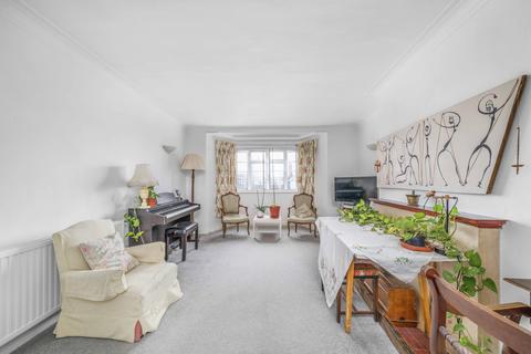 2 bedroom apartment for sale, Streatham High Road, London SW16