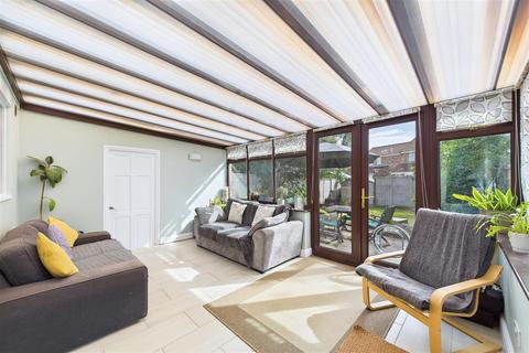 undefined, Popular residential location in Clevedon