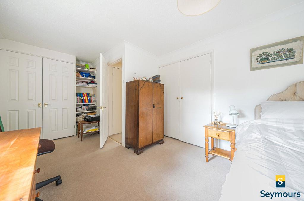 Built In Wardrobes