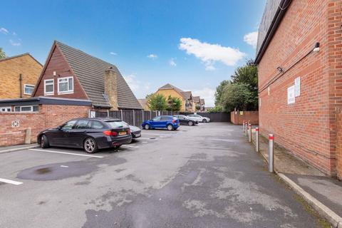 3, Ibbotson Court Poyle Road, Colnbrook, Slough, SL3 0HP