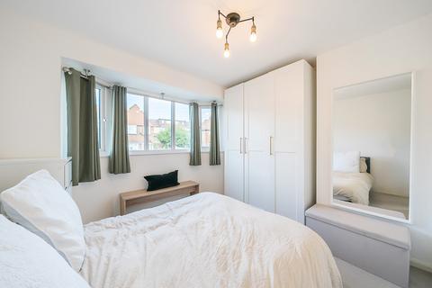 3 bedroom semi-detached house for sale, Garth Road, Morden SM4