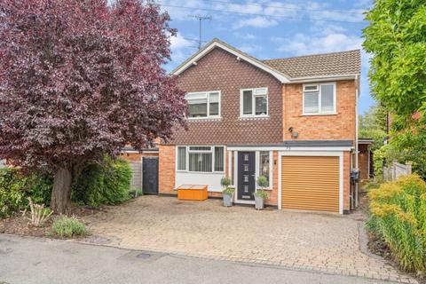 Place Farm Way, Princes Risborough HP27
