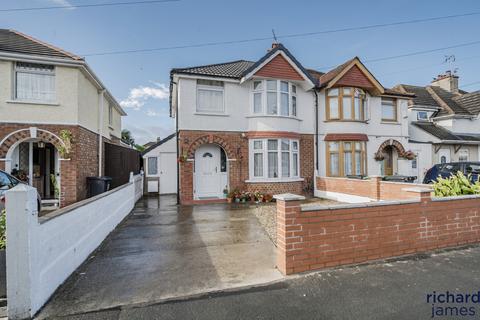 undefined, Bampton Grove, Old Walcot, Swindon, SN3