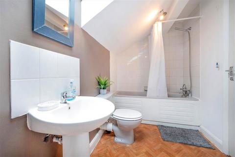7 Wordsworth Road, London, SE1 5TX