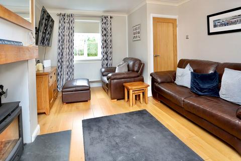 83 Brynglas, Gilwern, Abergavenny, NP7 0BN
