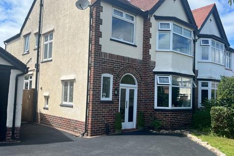 4 bedroom semi-detached house to rent, Dunbar Crescent, Southport PR8