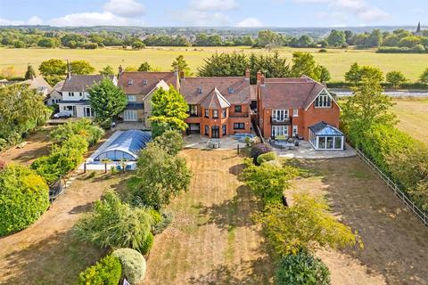 5 bedroom detached house for sale, Noak Hill Road, Billericay, CM12