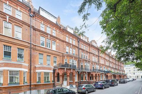 3 bedroom apartment for sale, Elm Park Gardens, London, SW10