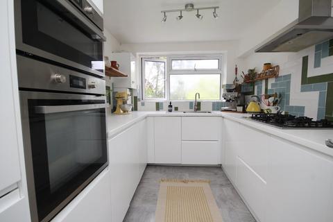 2 bedroom apartment for sale, Surrey Road, WESTBOURNE, BH4