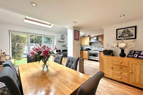 undefined, Hadland Close, Bovingdon HP3