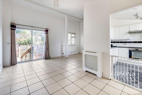 27 Albyns, Langdon Hills, Basildon, SS16 6LH