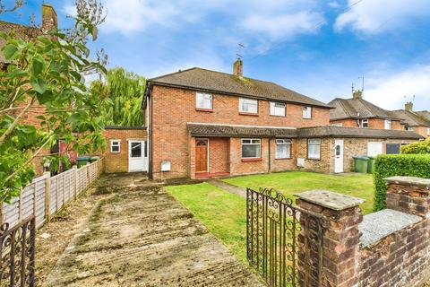 3 bedroom semi-detached house for sale, Macleod Road, Horsham RH13