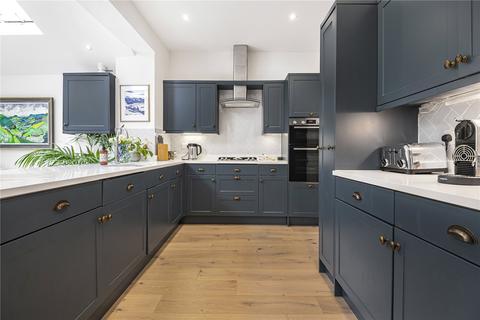 75 Hessel Road, London, W13 9EU