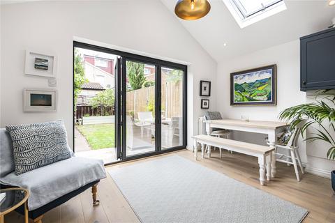 75 Hessel Road, London, W13 9EU