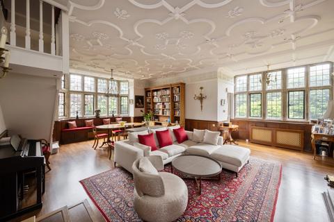 3 bedroom apartment for sale, Moreton House, Holly Walk