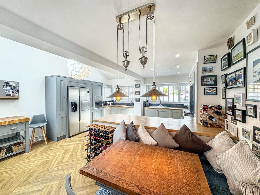 Kitchen / Diner