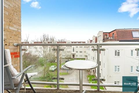 2 bedroom apartment for sale, Etchingham Park Road, Finchley, N3