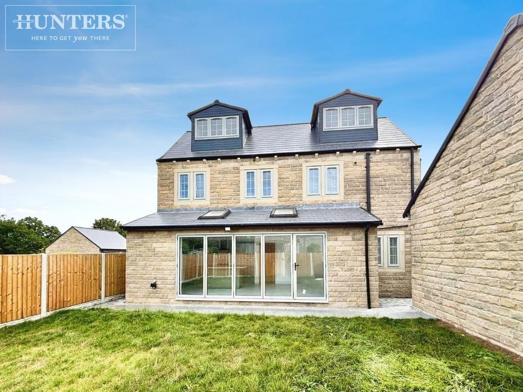 Pbox-front of house-332286.jpeg