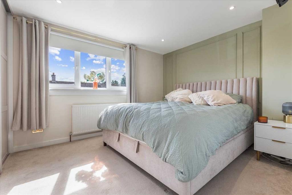 Bedroom One (1)