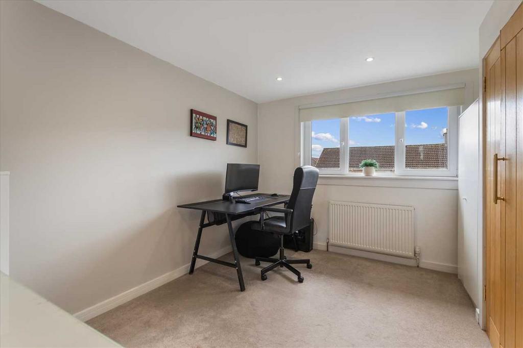 Bedroom Two (1)