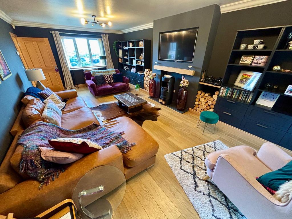 Living room (second image)