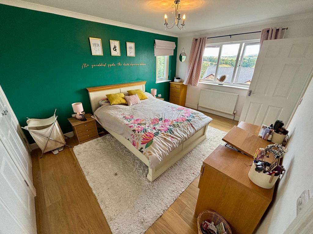 Principle bedroom 1