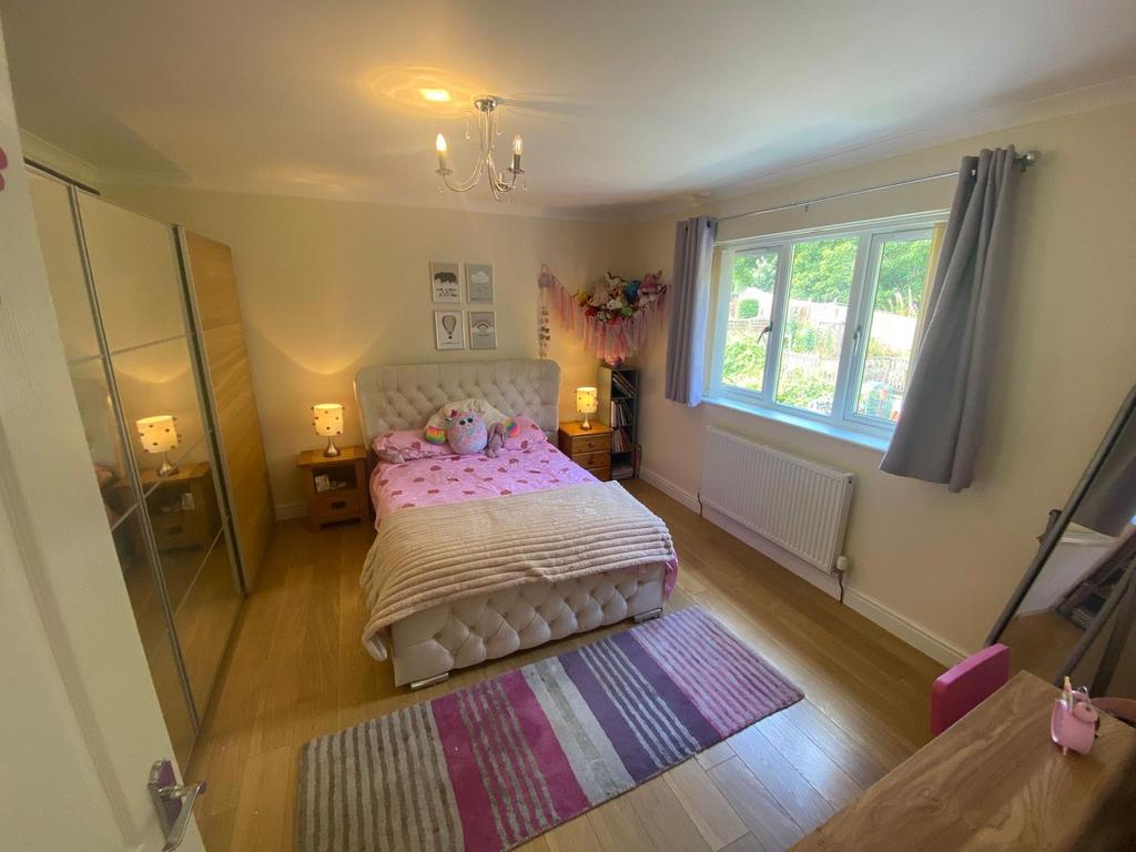 Rear bedroom 3