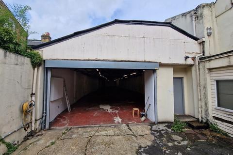 Industrial unit to rent, Altenburg Gardens London SW11 1JJ