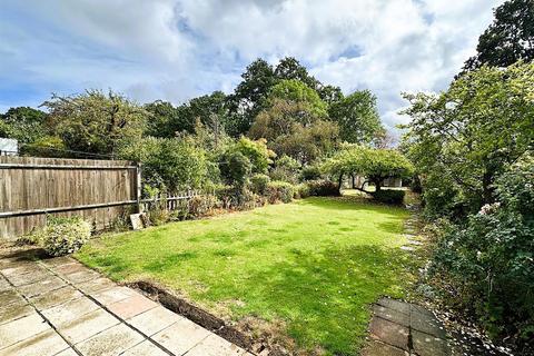 3 bedroom semi-detached house for sale, Crescent Drive, Petts Wood