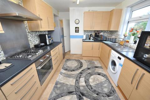 undefined, Farm Hill Road, BD10