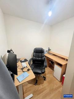 undefined, Holly Street, Luton LU1